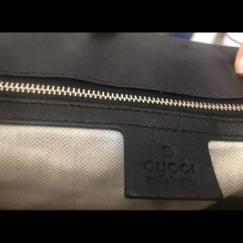 Gucci Leather Purse - Picture 3 of 6